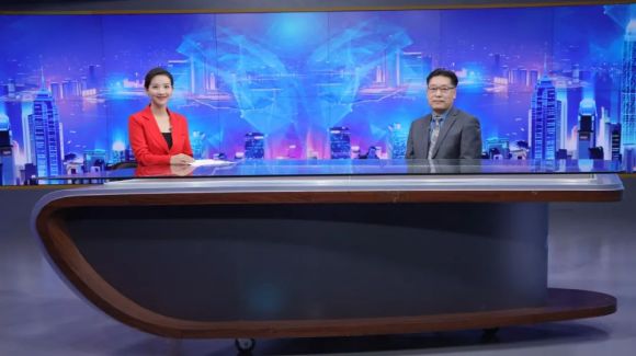 受邀参加《崛起中国》栏目