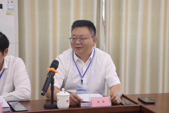 赣州市人大代表、兴国春天文化传媒有限公司董事长、兴国县非物质文化遗产博物馆负责人杨鑫